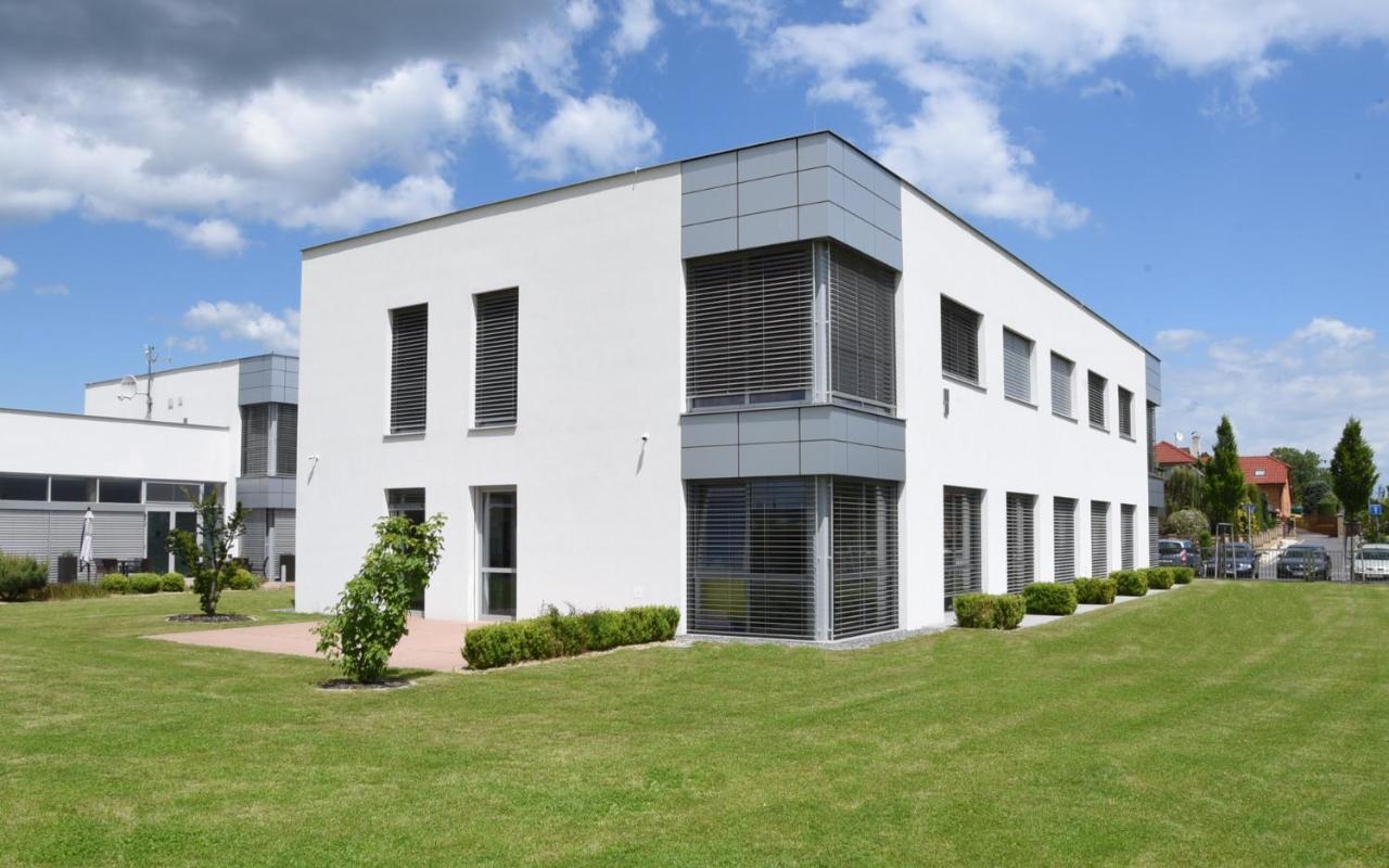 Hotel Harmony Medical & Wellness-Free Parking, 1,8Km From The Center Kroměříž Εξωτερικό φωτογραφία