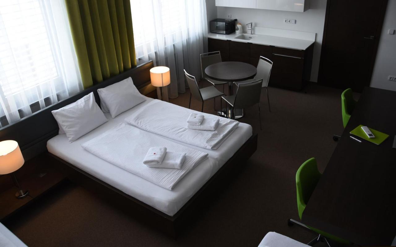 Hotel Harmony Medical & Wellness-Free Parking, 1,8Km From The Center Kroměříž Εξωτερικό φωτογραφία