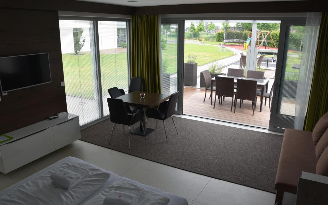 Hotel Harmony Medical & Wellness-Free Parking, 1,8Km From The Center Kroměříž Εξωτερικό φωτογραφία