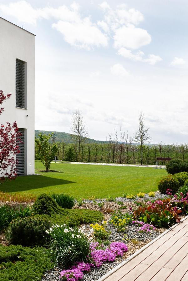 Hotel Harmony Medical & Wellness-Free Parking, 1,8Km From The Center Kroměříž Εξωτερικό φωτογραφία