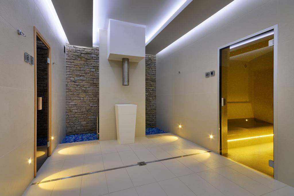 Hotel Harmony Medical & Wellness-Free Parking, 1,8Km From The Center Kroměříž Εξωτερικό φωτογραφία