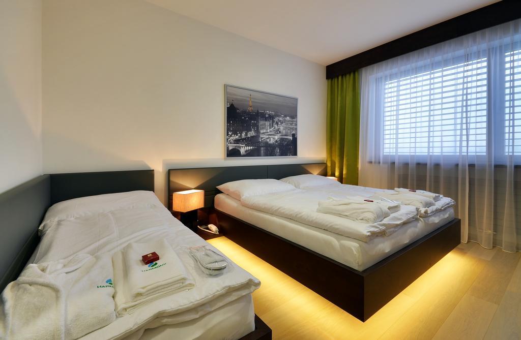 Hotel Harmony Medical & Wellness-Free Parking, 1,8Km From The Center Kroměříž Δωμάτιο φωτογραφία