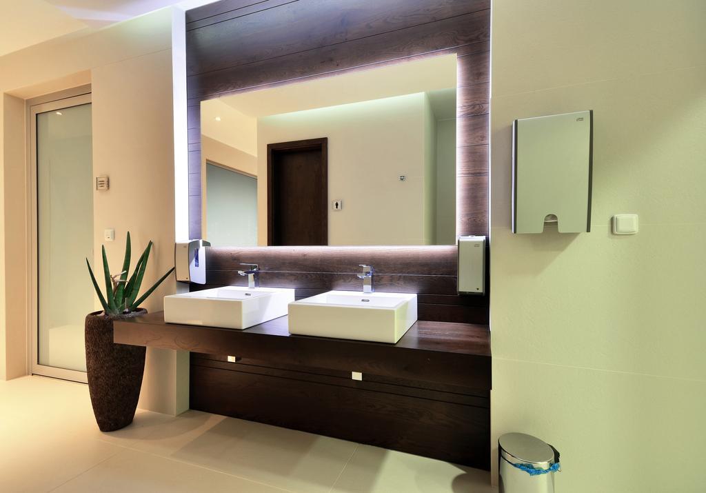 Hotel Harmony Medical & Wellness-Free Parking, 1,8Km From The Center Kroměříž Εξωτερικό φωτογραφία