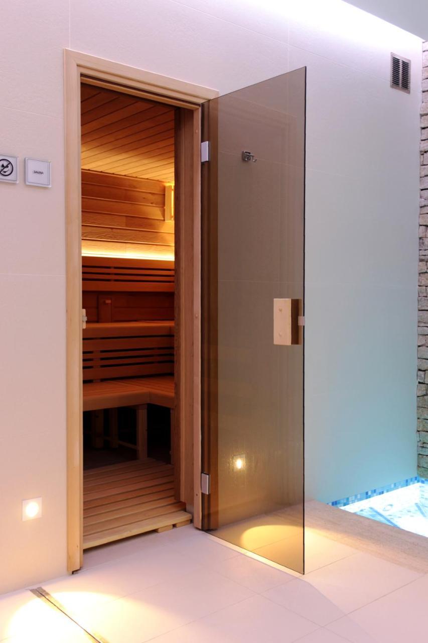 Hotel Harmony Medical & Wellness-Free Parking, 1,8Km From The Center Kroměříž Εξωτερικό φωτογραφία