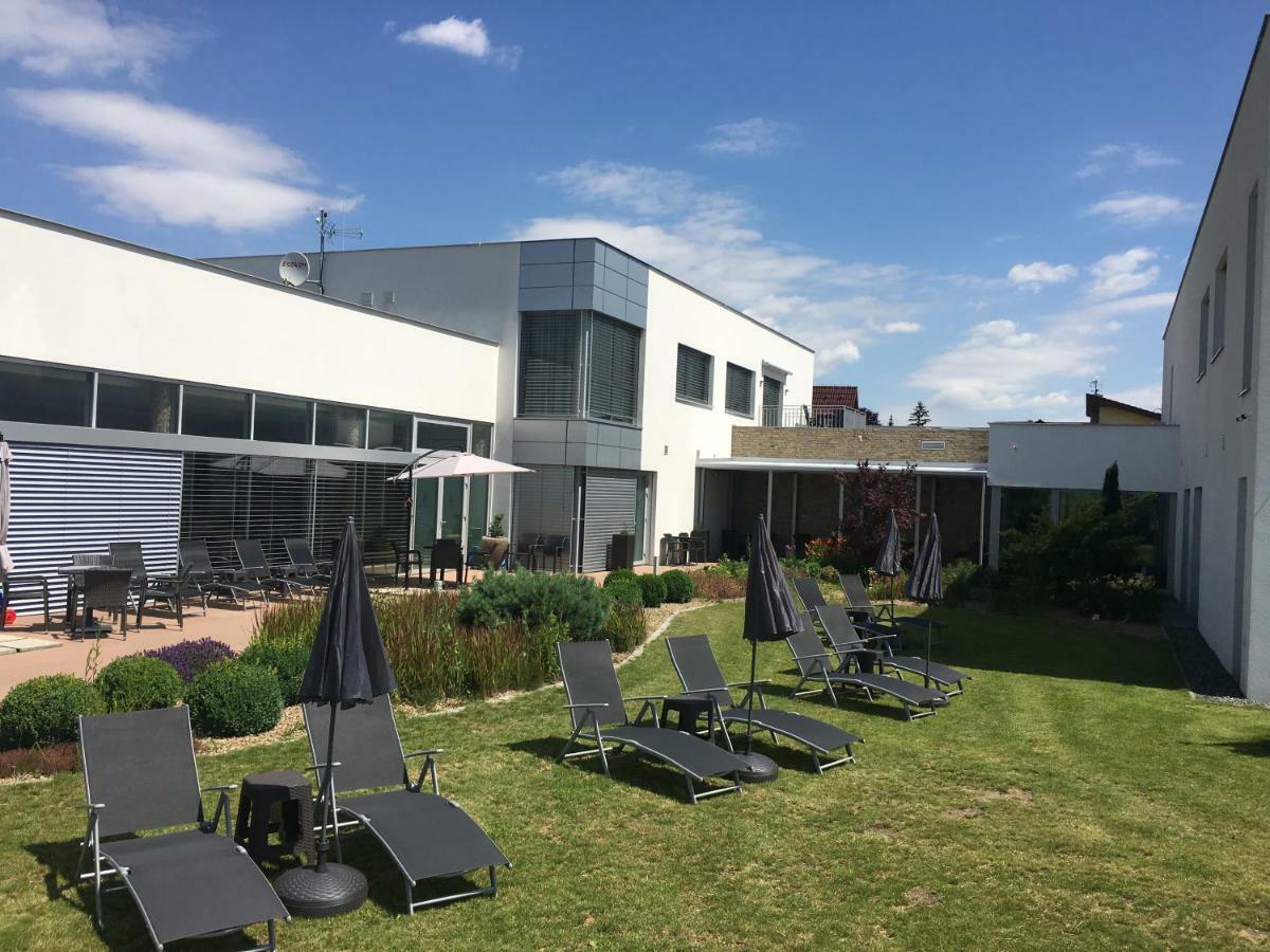 Hotel Harmony Medical & Wellness-Free Parking, 1,8Km From The Center Kroměříž Εξωτερικό φωτογραφία